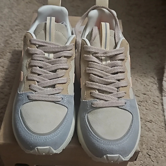 VEJA Venturi suede almond peach multico size US 5 NWT - Picture 8 of 11